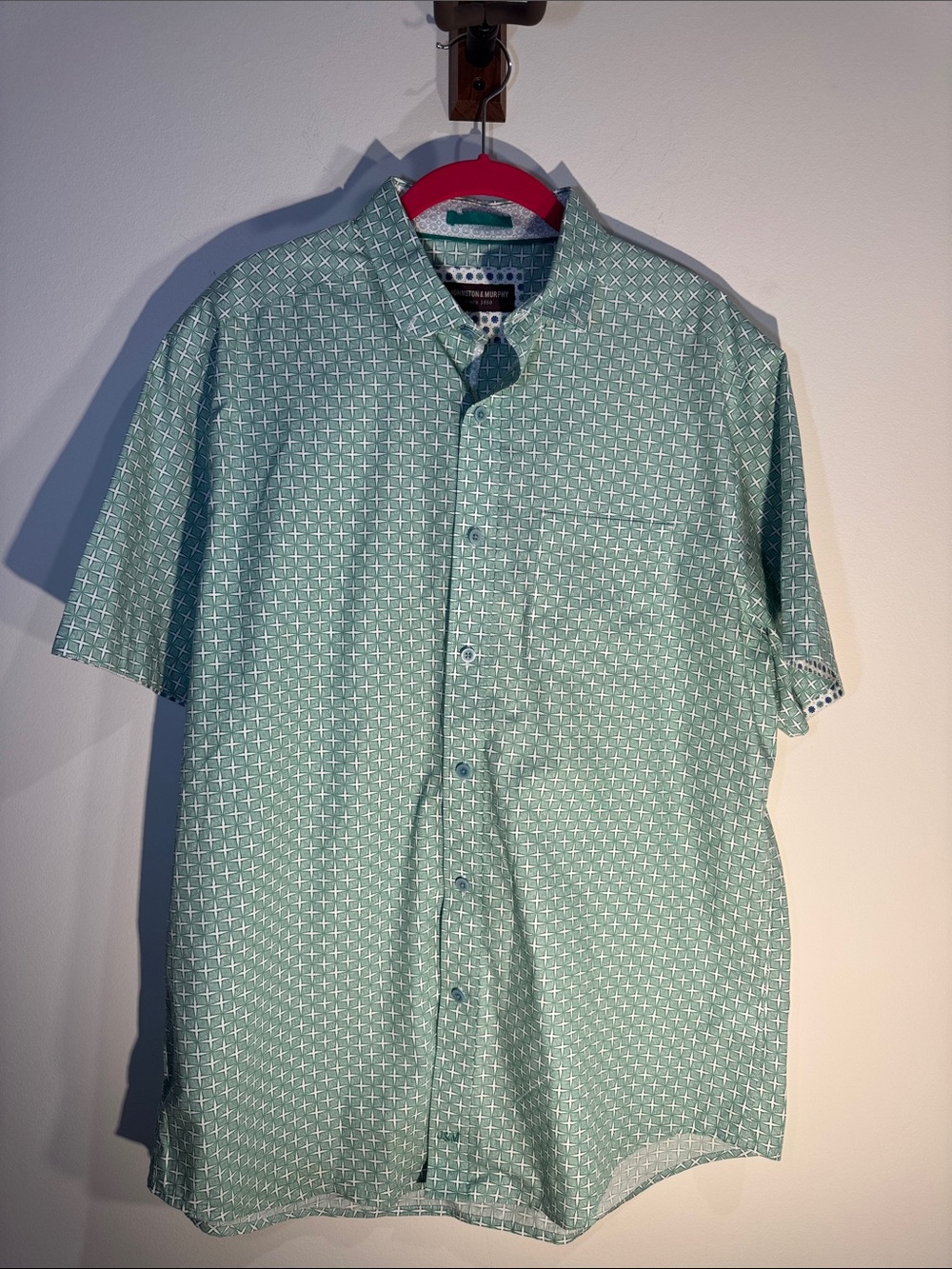 Johnston & Murphy Short-Sleeve Button-Down Shirt in Mint Green Cross Pattern